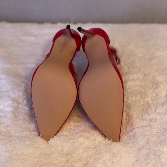 Liliana Red Pointed Toe Stiletto - Picture 8 of 8